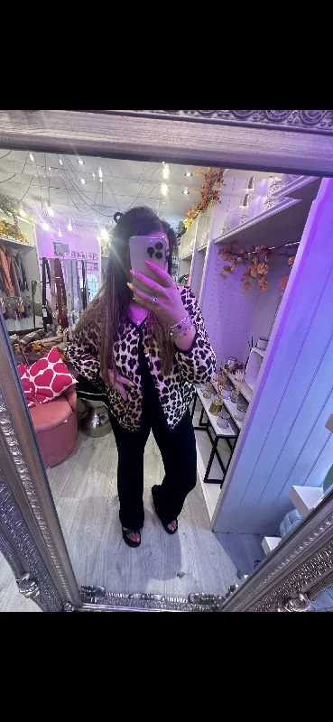 Training Jackets for Women-Luxtyle Leopard jacket