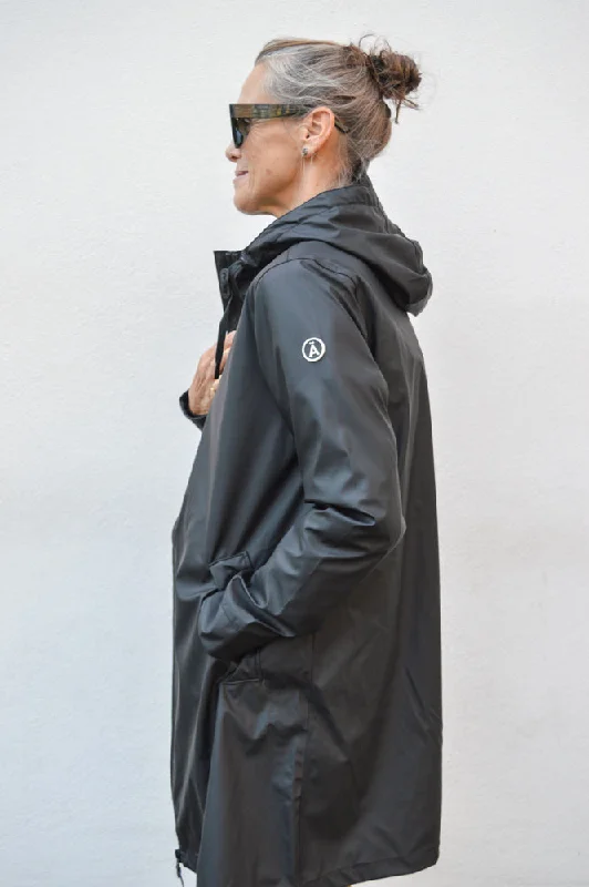 Hooded Jackets for Men-Tantä Nuovola Black Raincoat