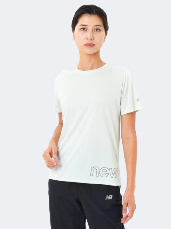 Hiking T-Shirt for Women-New Balance Sport Essentials Graphic Women Performance T-Shirt Natural Mint